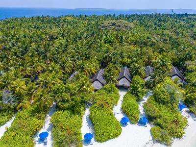 dusit-thani-maldives-beach-villas-exterior-aerial-view