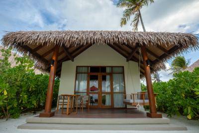 Barceló_Whale_Lagoon_Maldives_Sunset_Beach_Villa_