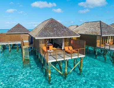 Meeru_Island_Ocean_Villa_aerial_1
