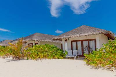 Beach_Villa_Cocogiri_Island_Resort_Exterieur_1