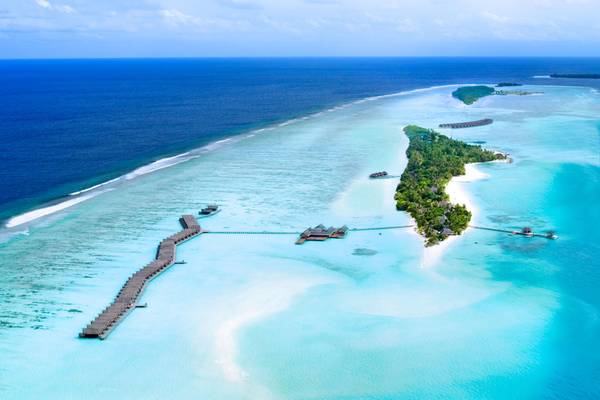 Lux_South_Ari_Atoll_2