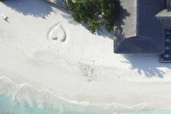 Strand Luftaufnahme Malahini Kuda Bandos