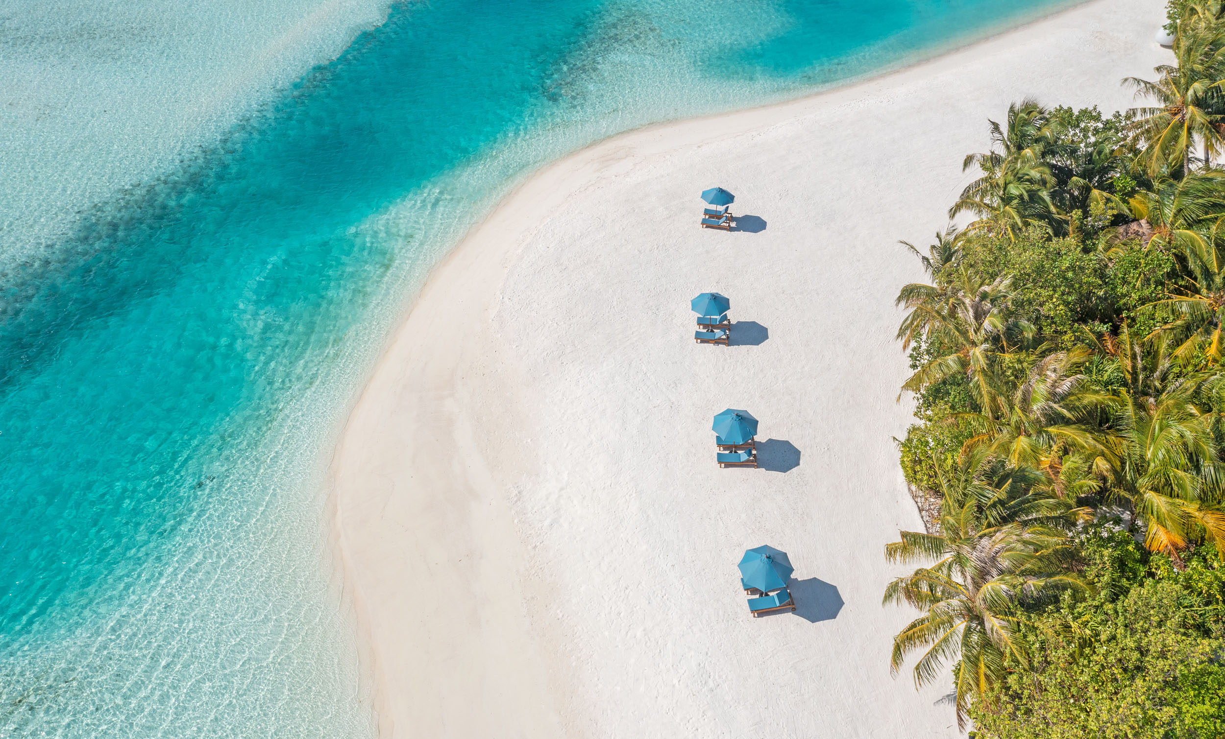 Naladhu_Private_Island_Maldives_Beach