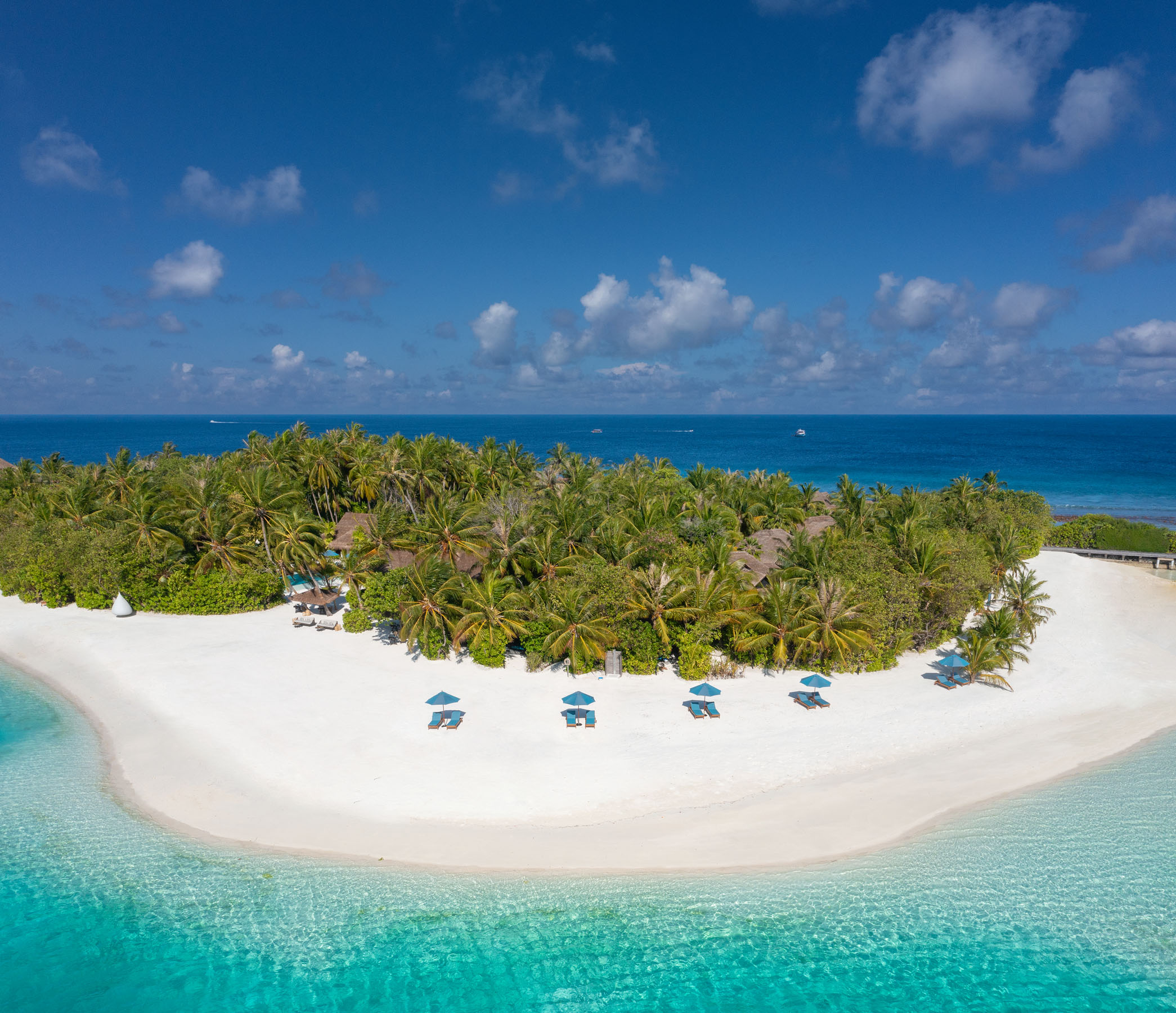 Naladhu_Private_Island_Maldives_Exterior_View_Aerial