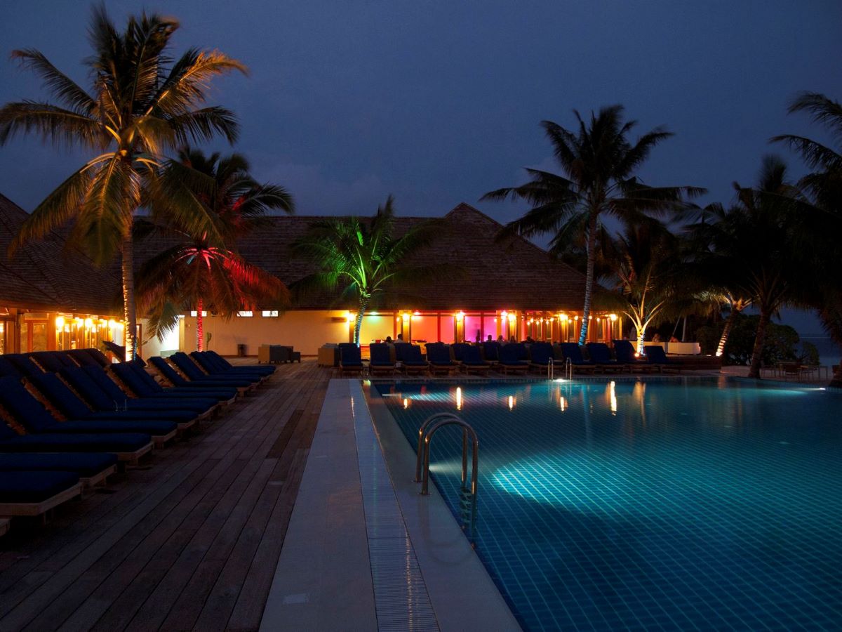 Vilamendhoo Island Resort